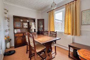 Dining Room- click for photo gallery